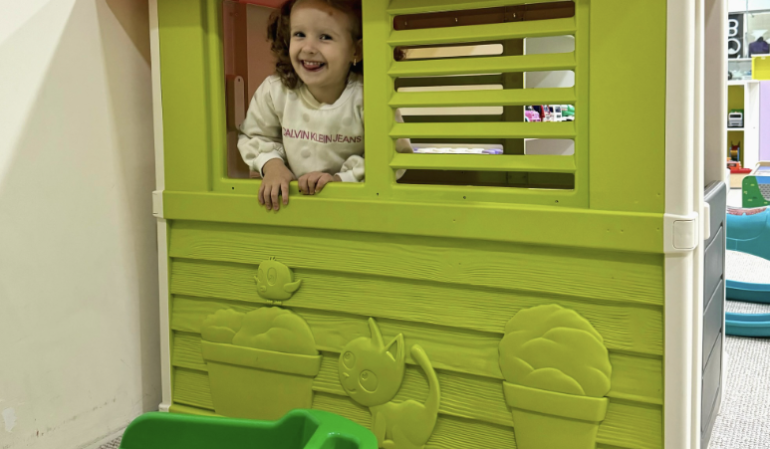 Розважальний Центр-Клуб Ужгород для маленьких діточок, наших любимих Зірочок